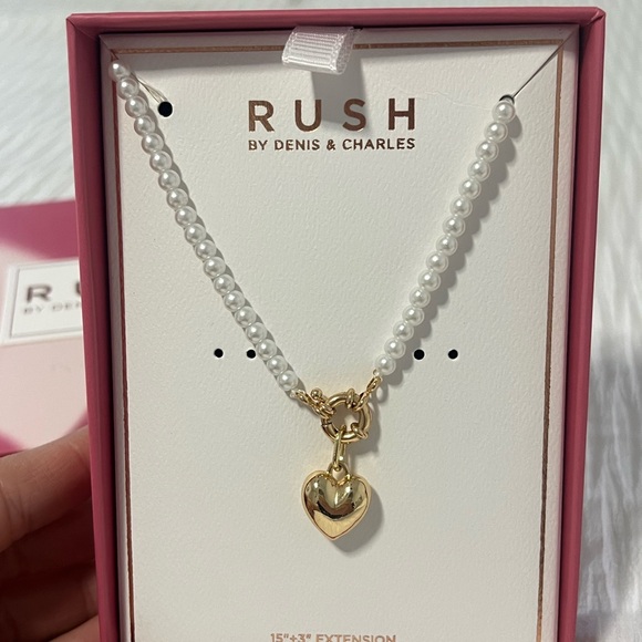 Pearl heart choker necklace - Picture 3 of 4